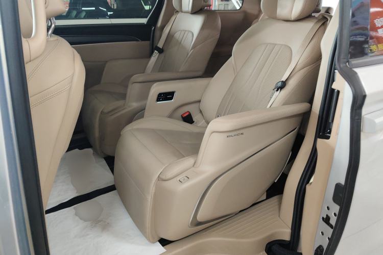 Used Buick GL8 New Energy 2025 Lu Shang Luxury Edition 7-Seater