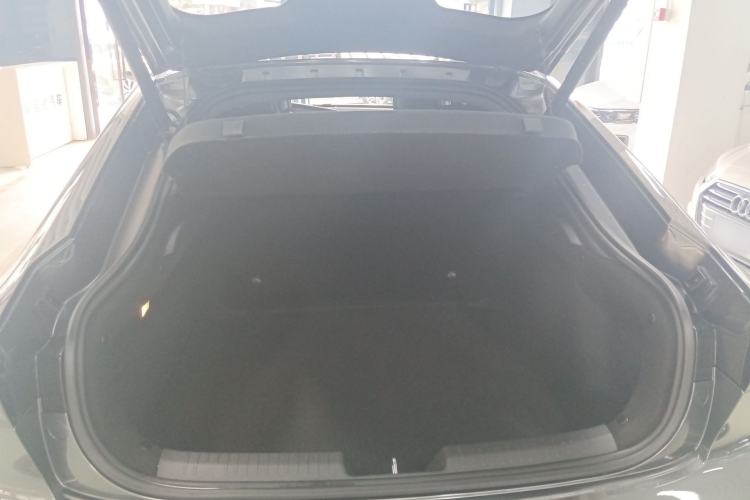 Used CHANGAN UNI-V iDD 2023 Zhidian iDD 1.5T 113km Smart & Fun Version (Rapid Edition) Trunk