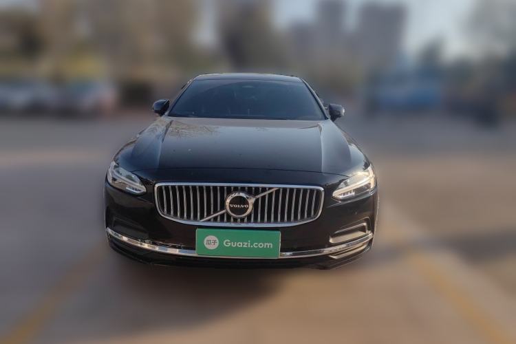 Used Volvo S90 2024 B5 Zhiyuan Luxury Edition
