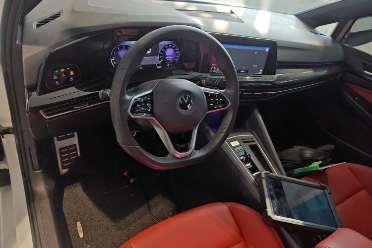 Used Volkswagen Golf 2023 Facelift 280TSI DSG R-Line Lite