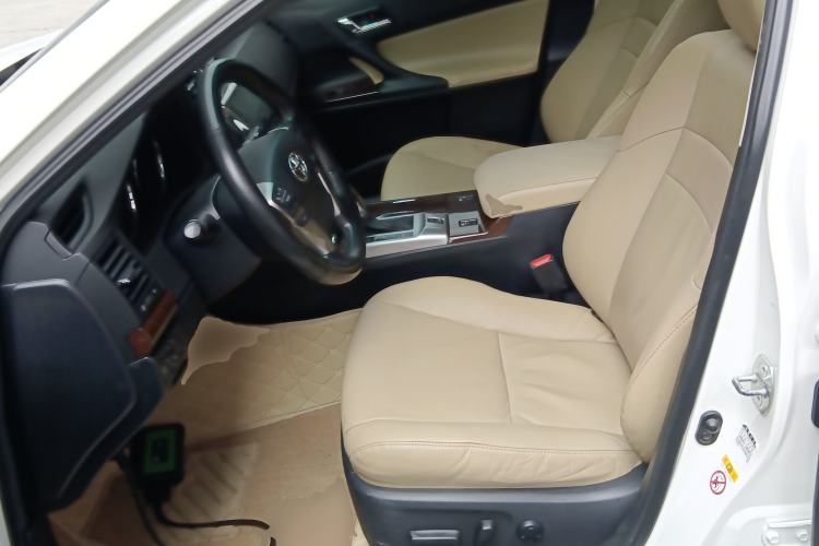 Used Toyota Reiz 2013 2.5V Elite Edition Left Front Seat
