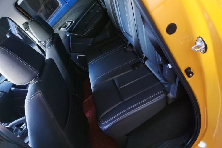 Used JMC Yuhu EV 2022 4x2 LX JX6510PA5BEV
