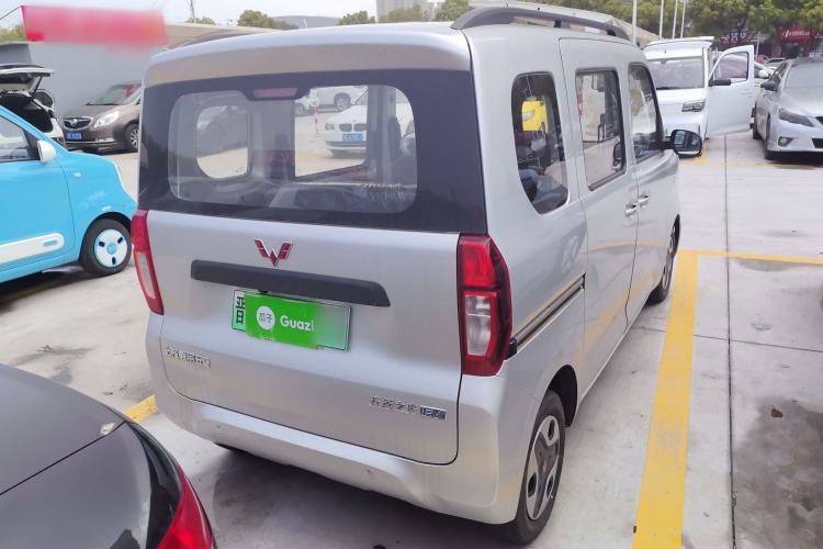 Used Wuling Zhiguang New Energy 2025 Model 305km Ambitious Edition Rear Right 45 Deg