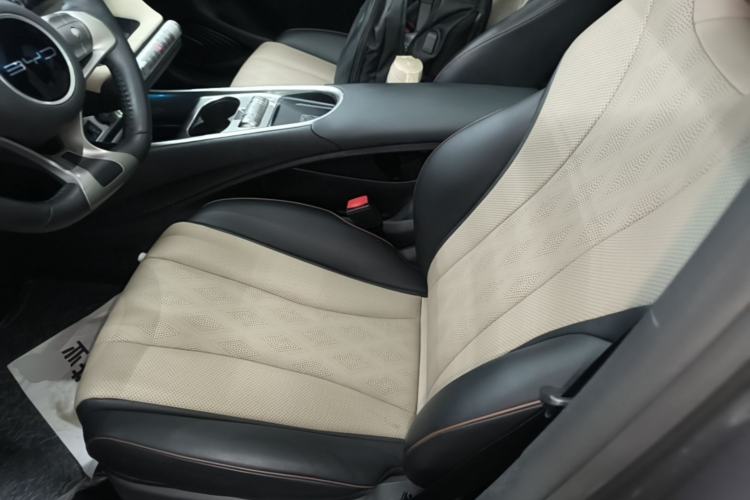 Used BYD Dolphin 2023 420 km Fashion Edition