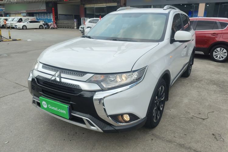 Used Mitsubishi Outlander 2020 2.0L Two-Wheel Drive Comfort Edition 5 Seats