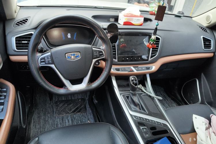 Used Geely Auto Vision X6 2018 1.4T CVT 4G Connected Flagship Edition
