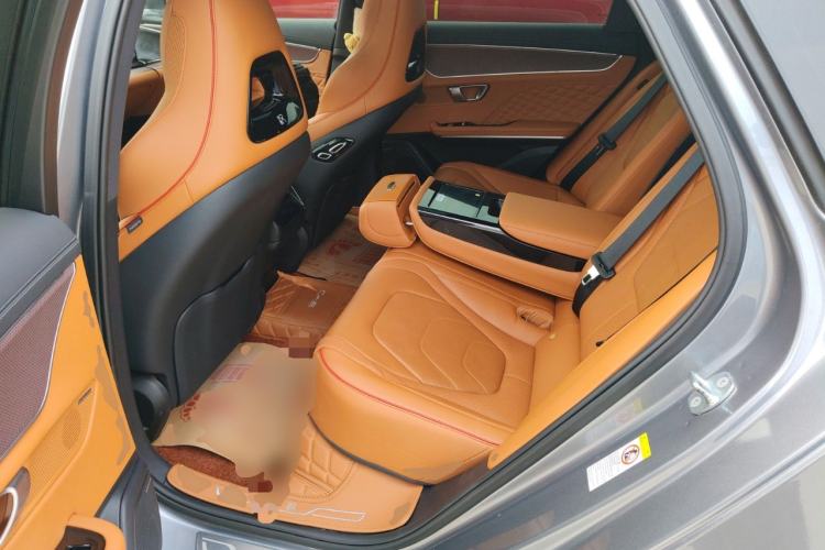 Used BYD Han 2022 DM-p 202km Four-Wheel Drive Flagship Model