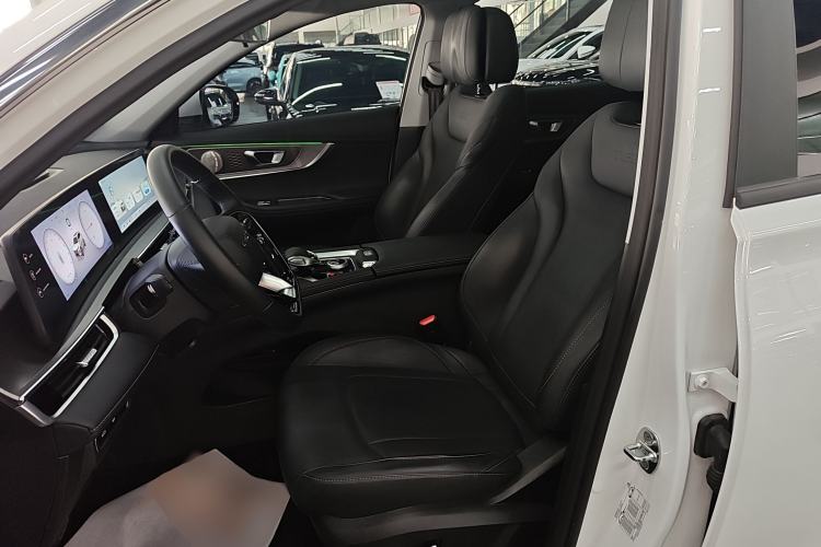 Used Chery Tiggo 8 PRO 2025 290T Two-Wheel-Drive Luxury Edition