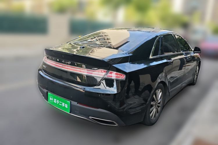 Used Lincoln MKZ 2018 2.0T Premium Edition Rear Right 45 Deg
