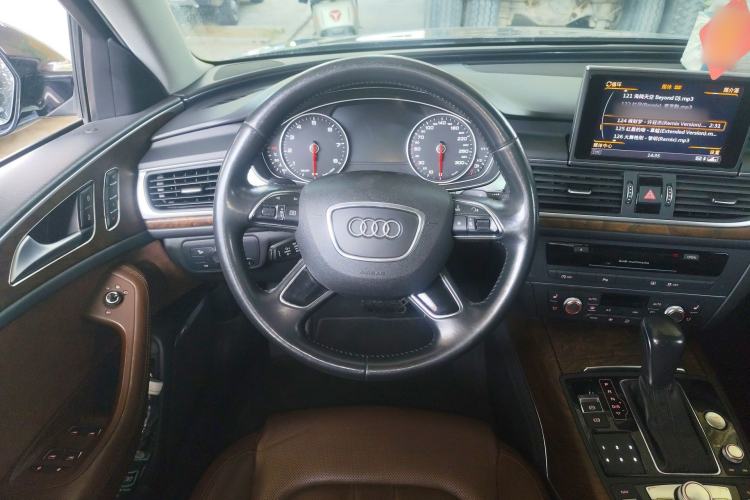 Used Audi A6L 2018 30th Anniversary Edition 45 TFSI quattro Luxury Model
