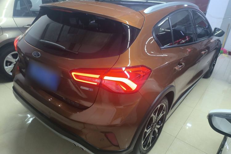 Used Ford Focus Active 2020 EcoBoost 180 Automatic Titanium Edition