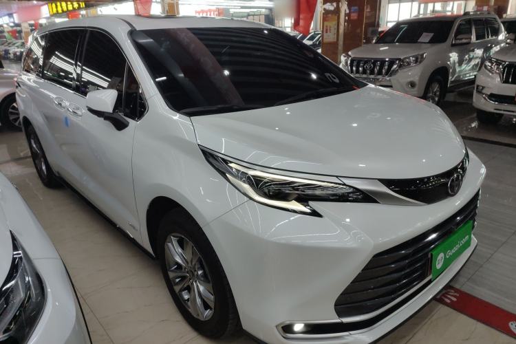 Used Toyota SIENNA 2024 2.5L Hybrid Four-Wheel Drive Prestige Edition
