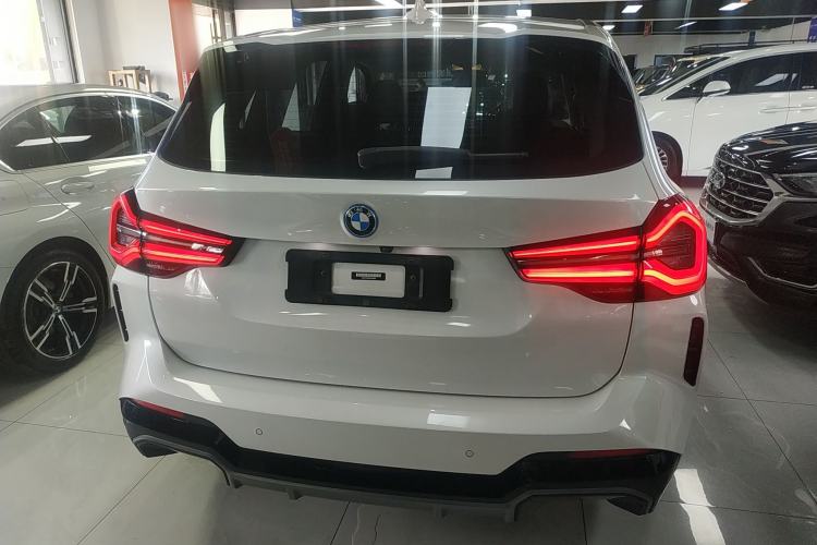 Used BMW iX3 2023 Leading Model
