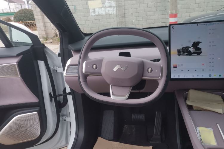 Used ONVO L60 2025 Model—85 kWh All-Wheel-Drive Version
