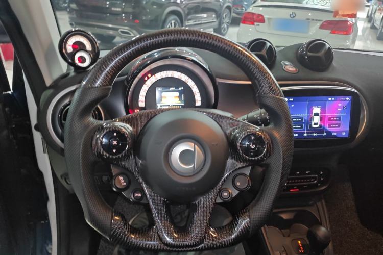 Used smart fortwo 2019 0.9T 66kW Hardtop Pioneer Edition China VI Steering Wheel