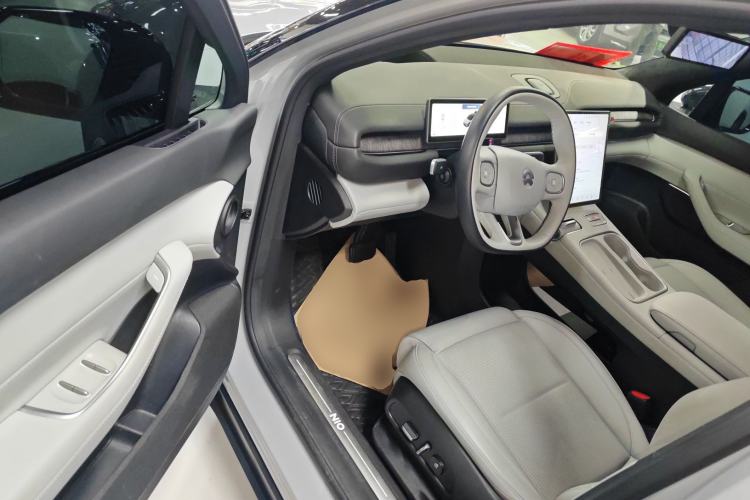 Used Nio ES6 2024 75 kWh