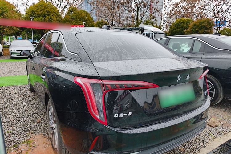 Used Hongqi E-QM5 2022 431 km Charge & Enjoy Edition