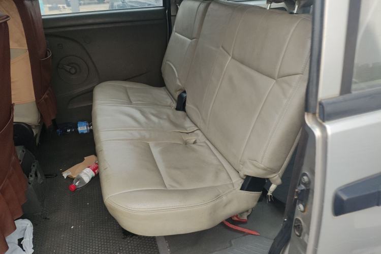 Used Dongfeng Shuaike 2011 1.6L Manual Commercial 5-Seater Left Rear Seat