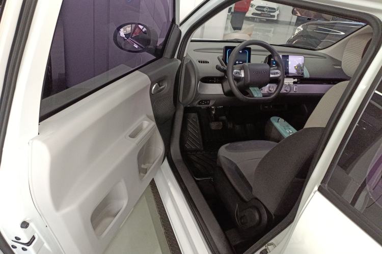 Used CHANGAN NEVO Lumin 2023 205km Xiangqin Version
