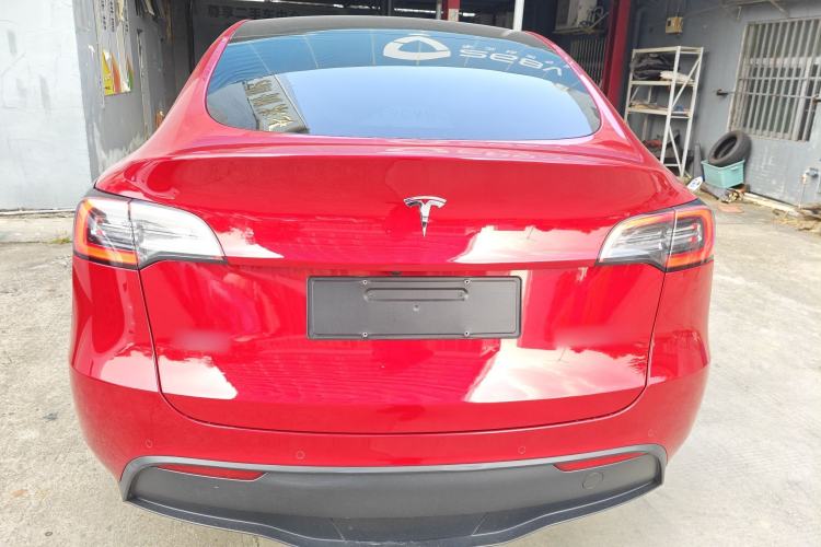 Used Tesla Model Y 2022 Long-Range All-Wheel-Drive Version