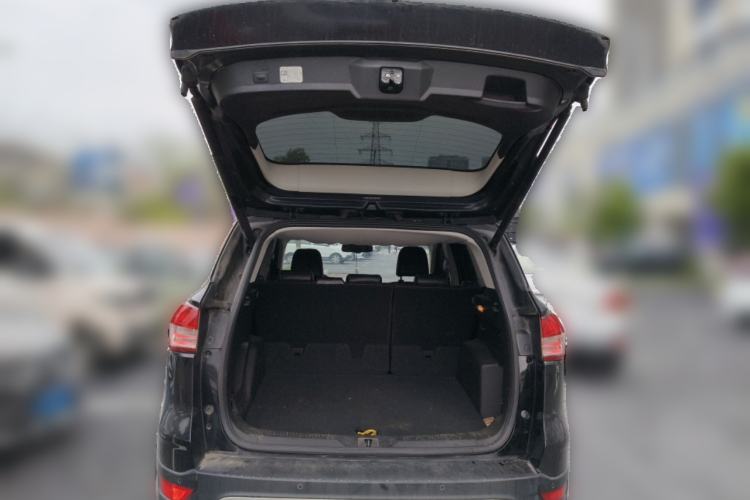 Used Ford Kuga 2013 2.0L GTDi Four-Wheel-Drive Sport Model Trunk