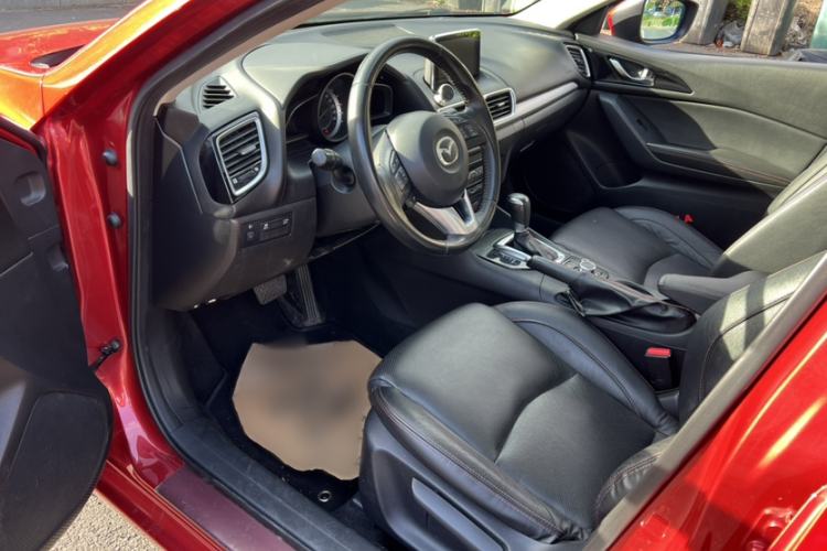 Used Mazda 3 Axela 2016 Sedan 2.0L Automatic Sport Model
