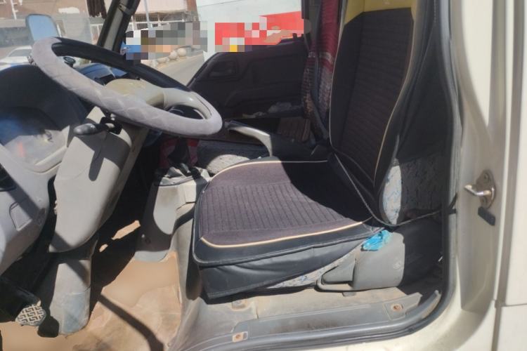 Used Foton Xiangling M  Left Rear Seat