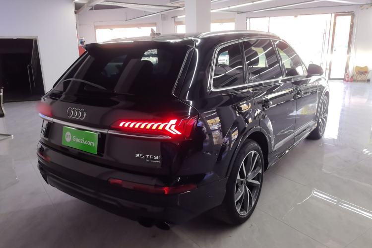 Used Audi Q7 2022 55 TFSI quattro S line Sport model Rear Right 45 Deg