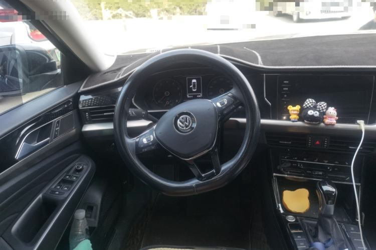 Used Volkswagen Passat 2020 330TSI Elite Edition China VI Steering Wheel