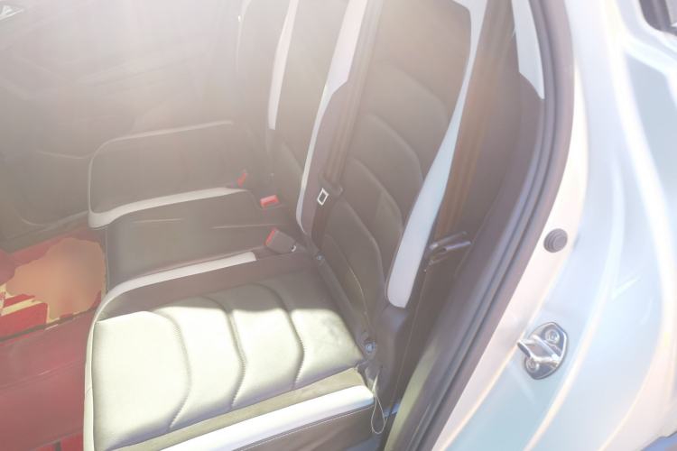 Used Volkswagen Tiguan L 2018 Facelift 330TSI Automatic Two-Wheel Drive Luxury Edition Left Rear Seat