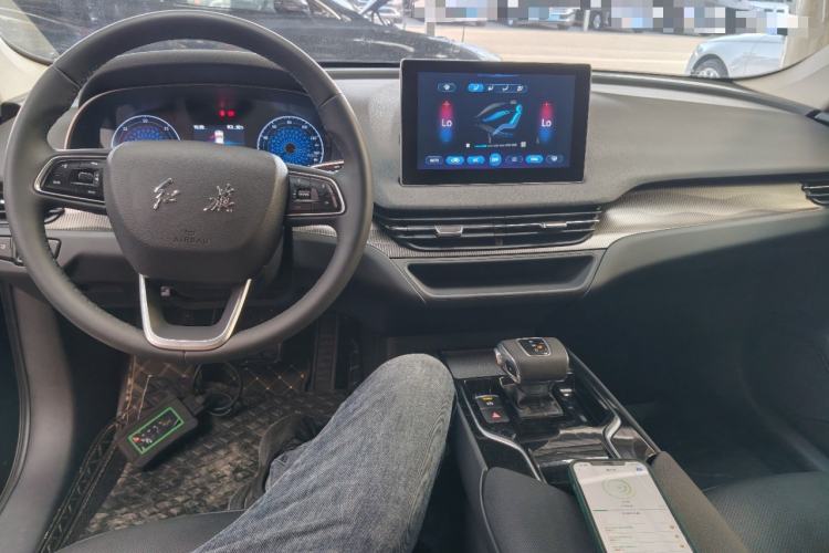 Used Hongqi E-QM5 2022 431 km Charge & Enjoy Edition