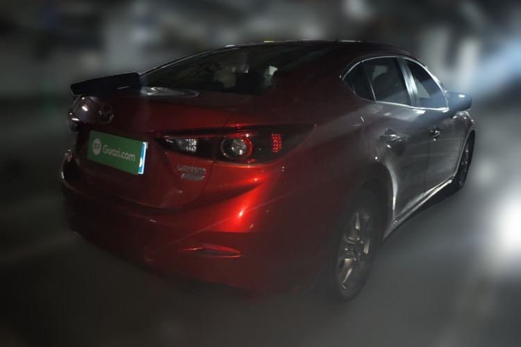 Used Mazda 3 Axela 2017 Sedan 1.5L Automatic Luxury Model China VI Standard
