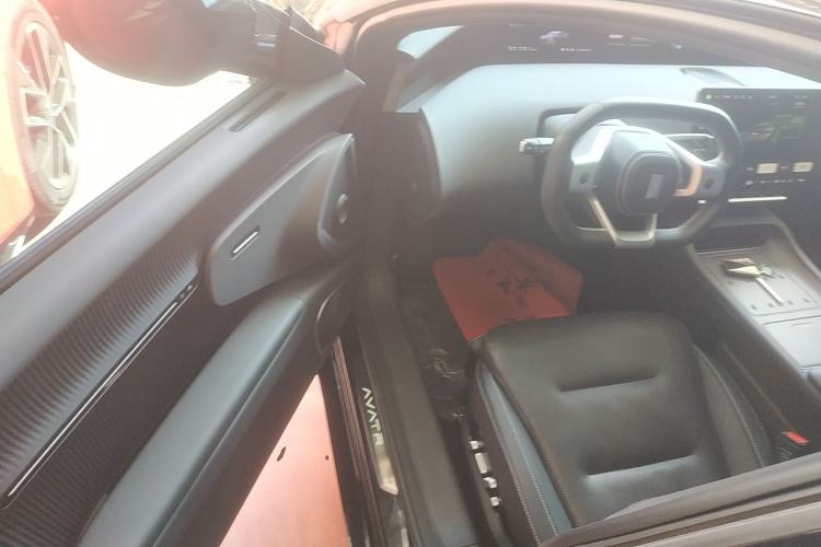 Used Avatr 12 2025 Ultra Extended-Range Edition