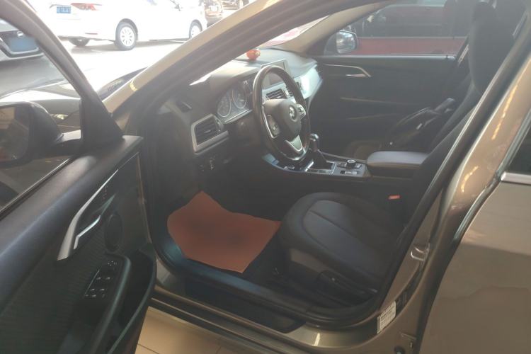 Used BMW 1 Series 2017 118i Fashion Model
