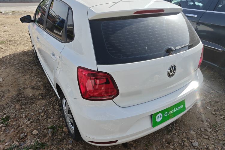 Used Volkswagen Polo 2016 1.4L Manual Fashion Model Rear Left 45 Deg