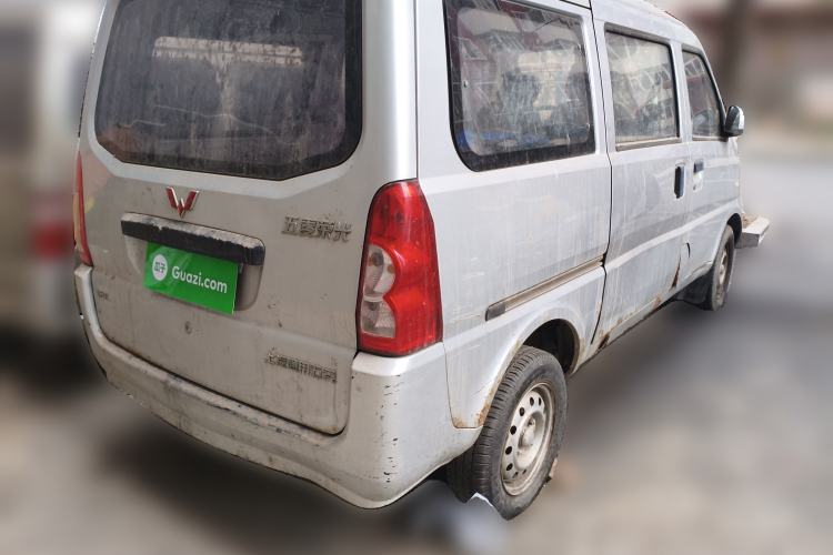 Used Wuling Rongguang 2014 1.2L S Base Model
