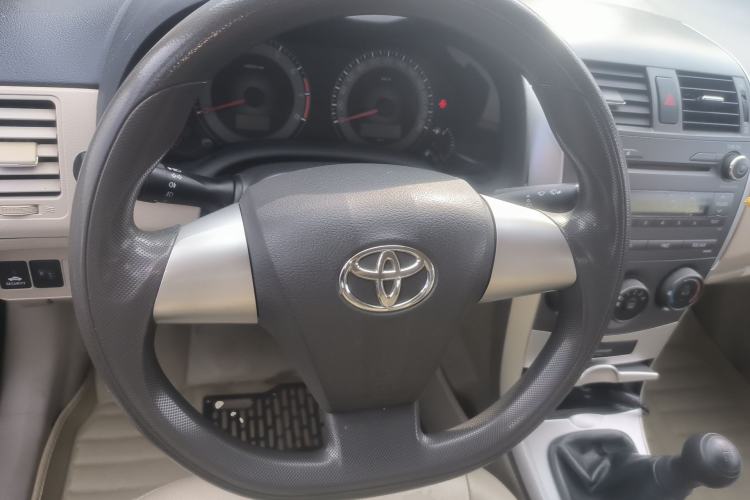 Used Toyota Corolla 2013 Special Edition 1.6L Manual Cool GL Model