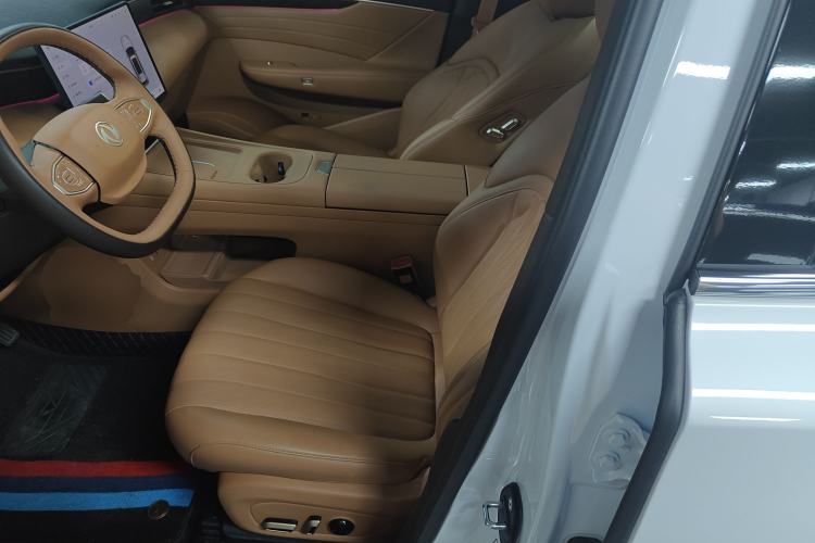 Used Dongfeng Aeolus Aeolus L8 2025 Model 185KM Dream Edition
