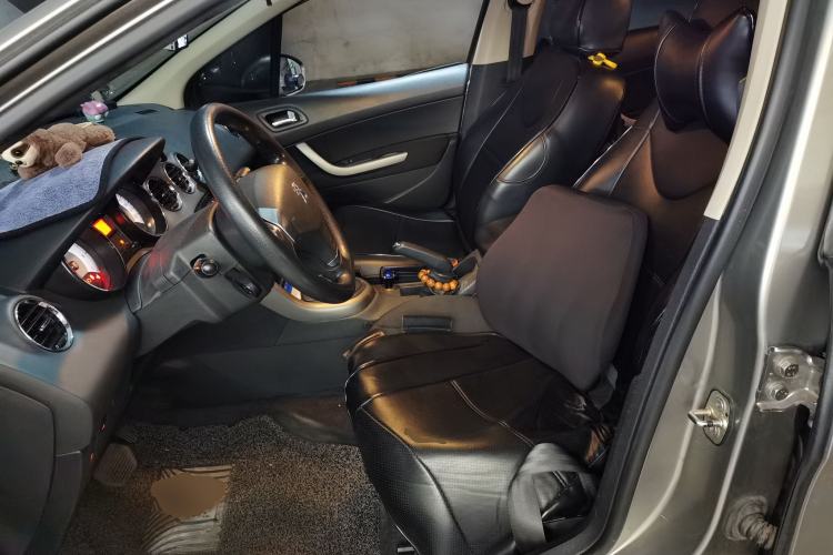 Used Peugeot 408 2013 2.0L Automatic Comfort Edition
