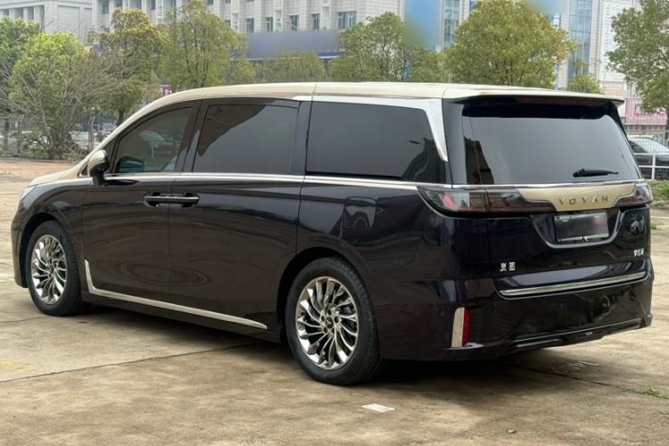 Used VOYAH Dream 2024 PHEV Ultra-Long Range Flagship Edition Exterior 9
