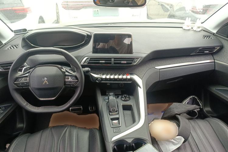 Used Peugeot 5008 2017 380THP 7-Seater Luxury Edition