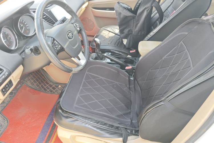 Used Bestune B50 2013 1.6L manual luxury version Left Front Seat