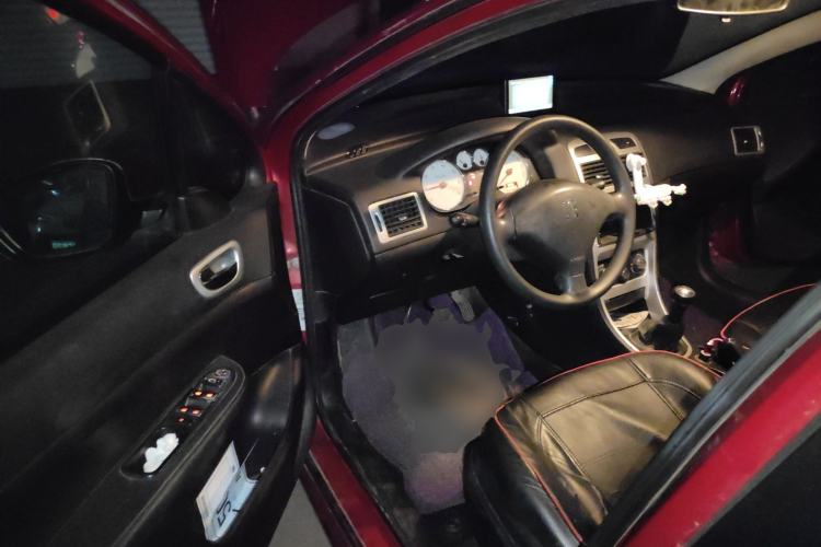 Used Peugeot 307 2013 Hatchback 1.6L Manual Comfort Edition