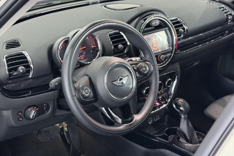 Used MINI Clubman 2016 1.5T COOPER Connoisseur Edition