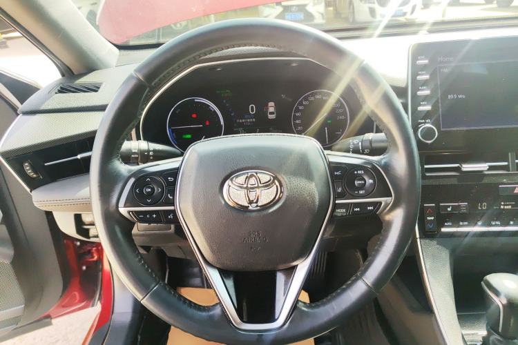 Used Toyota Avalon 2019 Dual-Engine 2.5L XLE Prestige Version China V Standard
