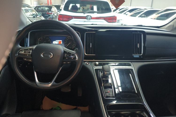 Used GAC Trumpchi M8 2023 Lingxiu Series 390T Luxury Edition Center Console