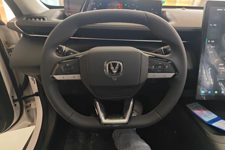 Used Changan Eado PHEV 2025 Smart New Blue Whale 145KM High-Energy Edition