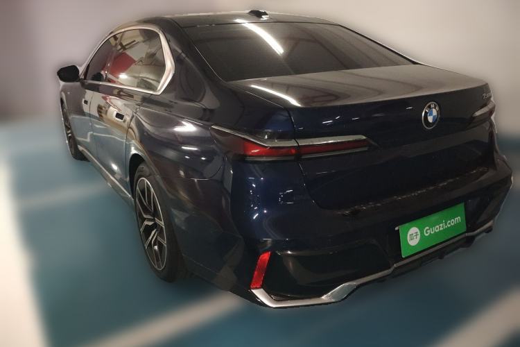 Used BMW 7 Series 2023 735Li M Sport Package