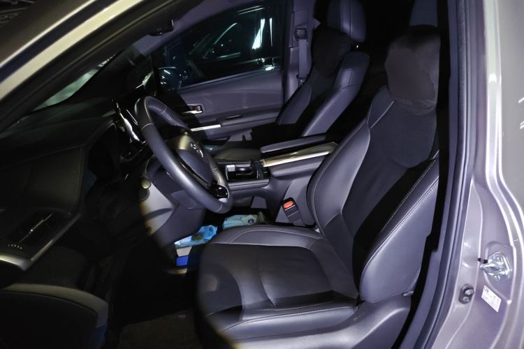 Used Toyota SIENNA 2021 2.5L Hybrid Ultimate Edition Left Front Seat