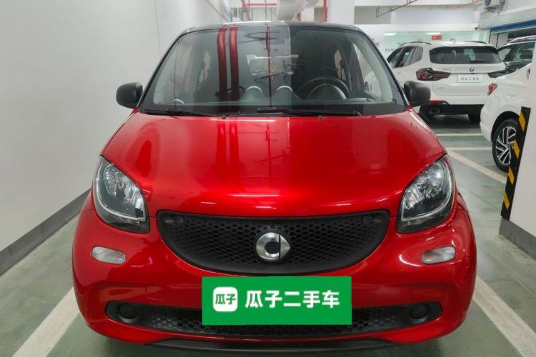Used smart forfour 2018 1.0L 52 kW Dynamic Edition
